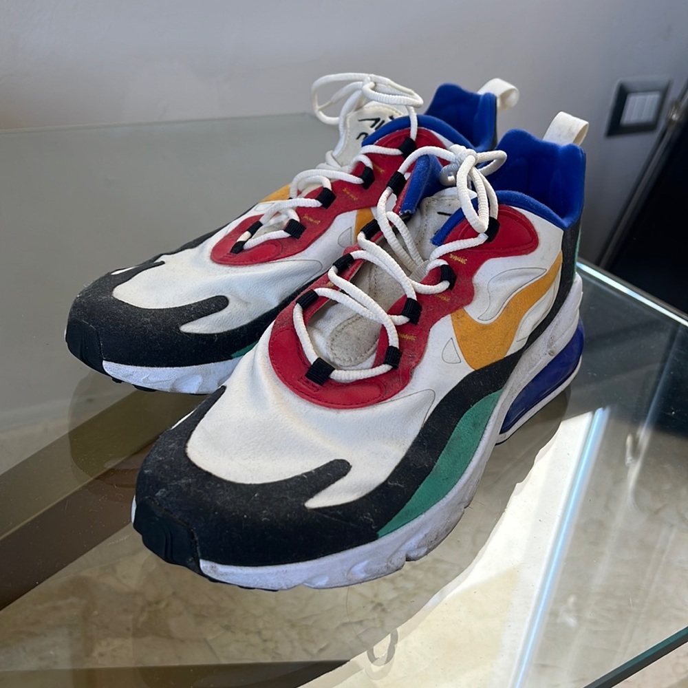 Men sneakers